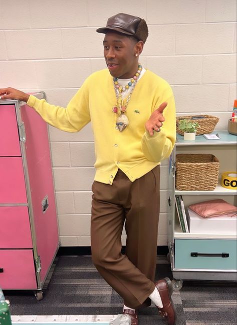 Yellow Cardigan Outfit Men, Tyler The Creator Style, Tyler The Creator Fashion, Yellow Cardigan Outfits, Yellow Sweater Outfit, Tyler The Creator Outfits, Tyler The Creator Wallpaper, 70s Outfits, S Photo