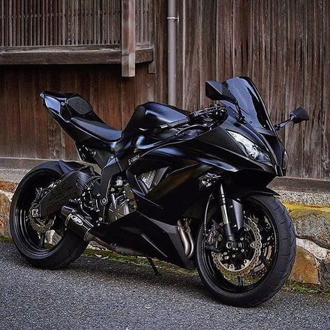 Follow us if you love Motorcycles! -------------------------------------- #motorcycle #motorbike #motor #motorcycles #bike #bikes #bikelife #ride #rideordie #ducati #yamaha #honda #sportbike #biker #instabike #suzuki #streetbike #kawasaki #bikersofinstagram #bikeporn #moto #ktm #twowheels #bikeswithoutlimits #sportbikelife #bmw #instamoto #motogp #vroom #instamotogallery Bike Bmw, Kawasaki Zx10r, Kawasaki Bikes, Motorcross Bike, Kawasaki Ninja Zx6r, Motos Honda, Kawasaki Zx6r, Motorcycle Aesthetic, Zx 6r