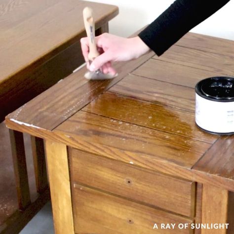 Redoing End Tables End Table Paint Ideas, Mission Style Furniture Makeover, Side Table Redo Ideas, Painted End Tables Ideas, End Table Painting Ideas, Refinished End Tables Ideas, Oak End Table Makeover, Refurbished End Tables, Side Table Redo