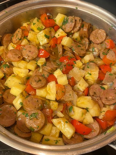 One Skillet Hawaiian Style Pineapple & Spicy Mango Chicken Sausage – Cook Plate Fork Hawaiian Sausage Skillet, Mango Jalapeno Chicken Sausage, Mango Sausage Recipes, Aidells Spicy Mango Sausage Recipes, Spicy Mango Chicken, Papaya Chicken, Chicken Sausage Recipes, Mango Chicken, Sausage Tortellini