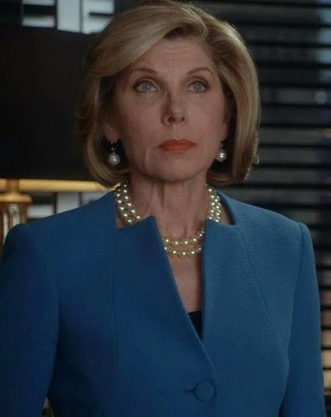 Husband In Prison, Diane Lockhart, Alicia Florrick, Christine Baranski, Lawyer Outfits, The Good Wife, Work Outfit Inspiration, Executive Woman, Wife Style