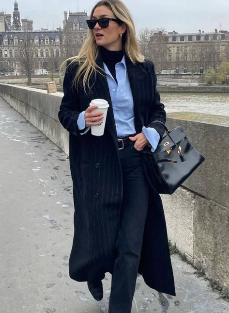 Female Office Outfits, Turtleneck Outfits, Turtleneck Under, Female Office, Nyc Fall, Turtleneck Outfit, French Girl Style, Looks Street Style, 여자 패션