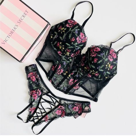 Vs Victorias Secret Black Lingerie Set In Size: Bra: 34d, Panties: Medium Very Sexy Black Floral Embroidered Pushup Bra. Coming With Its Matching Crotchless Laceup Panty Brand New With Tags (Comes Without The Box) Pushup Bra, Cute Nike Outfits, Victoria Secret Pink Bras, Purple Bras, Black Lingerie Set, Floral Bra, Cute Lingerie, Lingerie Outfits, Pretty Lingerie