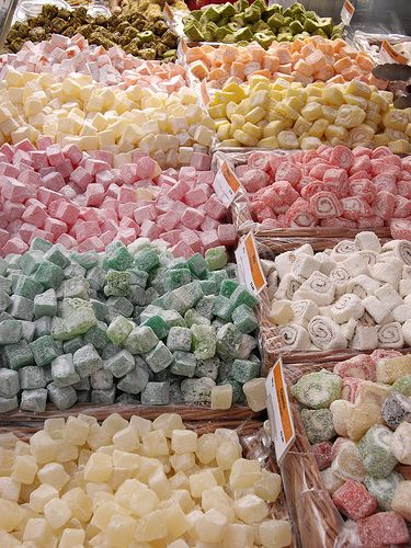 Candy For Sale, Turkish Sweets, Turkish Delight, Turkish Recipes, Istanbul Turkey, Pretty Food, Marshmallows, Aesthetic Food, Granola