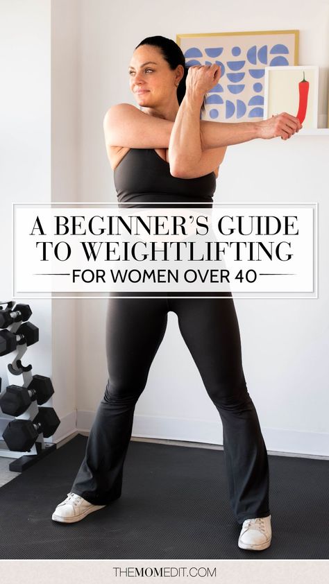 A beginner's guide to weightlifting, weightlifting for women over 40, a guide to lifting weights for women over 40, beginner weightlifting Beginner Weightlifting, Weightlifting For Women, Weight Lifting At Home, Weight Lifting For Women, Beginner Workouts For Women, Gym Weights Workout, Weight Lifting Plan, Weightlifting For Beginners, Weight Training For Beginners