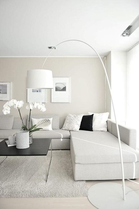 Décoration salon beige et blanc : 14 idées Living Room Ideas Minimal, Lamps Unique, Minimalist Living Room Design, Modern Minimalist Living Room, Beige Living Rooms, Small Living Room Decor, Trendy Living Rooms, White Living Room, Living Room White