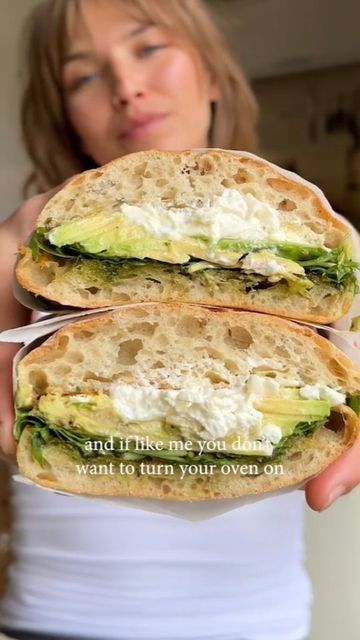 Nalle 🥰😍 on Instagram: "🤩🔥 Healthy Feta Sandwich. 👉 Recipes shown here: Ingredients: 1 ciabatta loaf 2 tbsp pesto 1 large avocado 1 burrata ball 1/2 lemon, juiced Handfuls of rocket Olive oil, salt & pepper Method: Slice the ciabatta in half, drizzle with oil and then toast in a pan to get a nice crust. Layer on pesto, rocket, avocado and burrata, a generous squeeze of lemon, drizzle of olive oil and lots of salt and pepper! 👉 Type "Sandwich" If You Want To Get More Recipes 👋 Follow @them Ciabatta Recipe Sandwich, Olive Loaf Sandwich, Ciabatta Loaf, Feta Sandwich, Olive Loaf, Lemon Drizzle, More Recipes, Food Shows, Sandwich Recipes