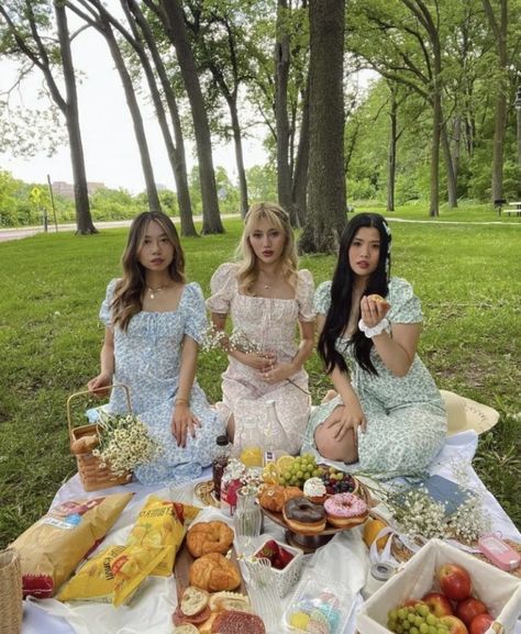 picnic aesthetic, picnics aesthetic, picnic aesthetic outfit, picnic outfit spring, picnic outfit summer Whimsical Picnic Outfit, Picnic Aesthetic Friends Outfits, September Picnic Outfit, Picnic Dresses Aesthetic, Spring Picnic Aesthetic Outfit, Sundress Picnic Aesthetic, Cottage Core Picnic Outfit, Summer Garden Outfit, Fancy Picnic Outfit