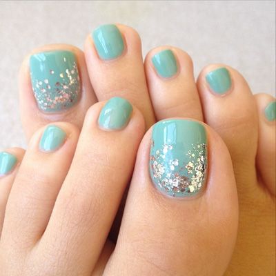 Pedicure Nail Art Ideas - Nail Art Inspiration for Toes - Good Housekeeping Pretty Pedicures, Pretty Toe Nails, Summer Toe Nails, Cute Toe Nails, Pedicure Designs, Toe Nail Designs, Pedicure Nail Art, Toe Nail Art, Orange Nails