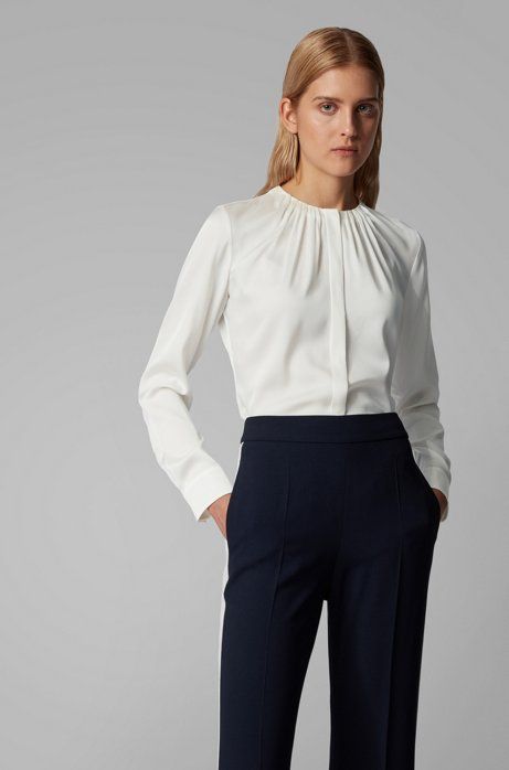 Legal Office, Cloth Designs, Formal Blouses, Professional Blouses, Sewing Blouses, Elegant Clothing, Corporate Dress, Gathered Neckline, Basic Blouses