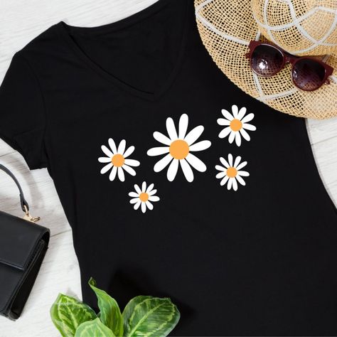 Groovy Summer Daisies Floral Boho Daisy Flowers Boho Flowers, Daisy Flowers, Silhouette Projects, Mothers Day Cards, Summer Tshirts, Daisy Flower, Flower Prints, Free Design, Daisy