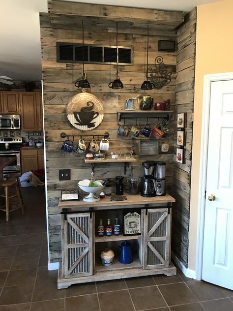 My version of a coffee station based on all the great ideas I’ve seen on Pinterest. Kaffe Bar, Diy Coffee Station, Coin Café, Coffee Bar Station, Coffee Bar Ideas, Diy Coffee Bar, Coffee Bar Design, Design Café, Coffee Bars In Kitchen