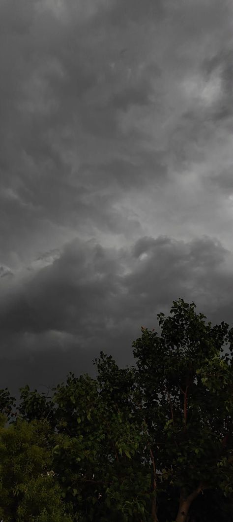 Cloudy sky with raindrops on a rainy📱#Rainy_Sky_Snapchat_Stories #Rainy_Wallpaper_Nature #Asthetic_Rain_Pic #Rainy_Streets_Aesthetic Rainy Sky Snapchat Stories, Raining Sky Aesthetic, Black Weather Aesthetic, Rainy Day Sky Aesthetic, Rainy Pics Aesthetic, Rain Day Snapchat Stories, Asthetic Rain Pic, Weather Before Rain Aesthetic, Rain Highlight Cover