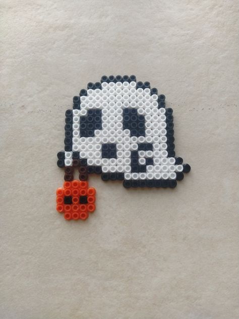 Ghost , Fuse beads Diy Perler Beads Halloween, Peeler Bead Halloween, Pig Perler Bead Patterns, Holiday Perler Bead Patterns, Halloween Pearler Bead, Pumpkin Perler Bead Patterns, Ikea Pyssla Ideas, Fall Perler Beads, Clown Perler Beads