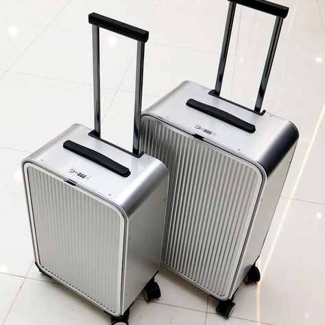 Cheap Rolling Luggage, Buy Quality Luggage & Bags Directly from China Suppliers:Vnelstyle 100% All Aluminum travel rolling luggage new luxury fashion suitcase spinner carry on trolley case 16/20/24 inch Enjoy ✓Free Shipping Worldwide! ✓Limited Time Sale ✓Easy Return. Luxury Suitcase, Stylish Travel Bag, Luxury Luggage, Stylish School Bags, Leather Suitcase, Bag Suitcase, Discount Sale, Suitcase Traveling, Carry On Luggage