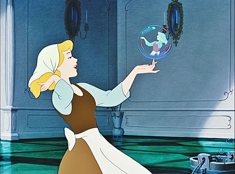 Disney Movie Scenes, Walt Disney Princesses, Disney Screencaps, Walt Disney Characters, Classic Disney Movies, Disney Instagram, Disney Gif, Disney Princess Wallpaper, Old Disney