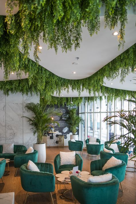 Lobby Cafe, Bar Deco, Modern Restaurant Design, Willow Trees, Coffee Shop Interior Design, House Fashion, Modern Residence, Coffee Shops Interior, Modern Restaurant