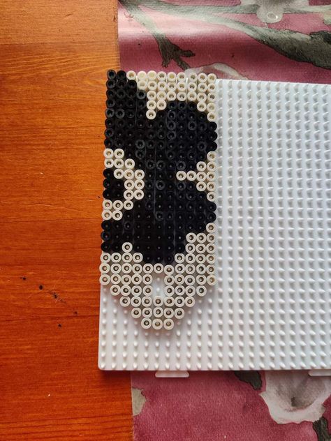 Marimekko Hama Beads, Hamahelmet Ideas, Hamahelmi Ideas, Diy Marimekko, Easy Perler Beads Ideas, Rainy Day Crafts, Hama Beads Design, Perler Crafts, Pinterest Diy Crafts