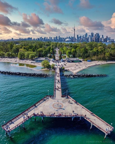 Toronto Islands | Things to Do, Attractions & Dining Niagara Falls Vacation, Days Until Spring, Toronto Island, Brighter Days, Aerial Arts, Island Destinations, Island Park, First Day Of Summer, Toronto Life