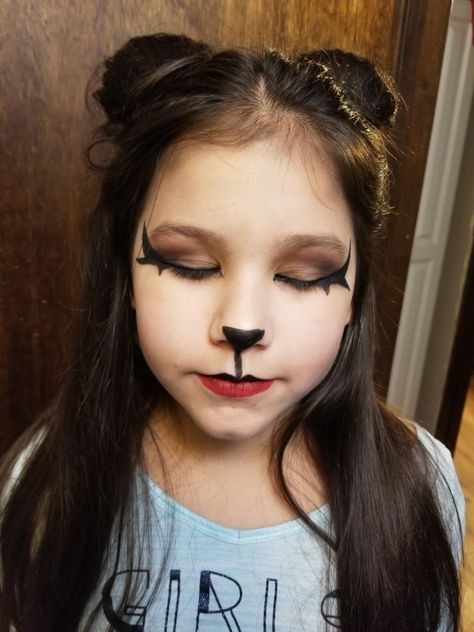 Diy Bat Makeup, Bat Make Up For Kids, Kids Bat Makeup Halloween, Bat Costume Face Paint, Bat Halloween Makeup Kids, Bat Makeup Look, Bat Costume Makeup Kids, Kids Bat Makeup, Halloween Bat Face Paint