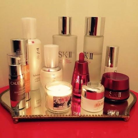 reddoesbeauty: My Evening Skincare Routine - with loads of SK-II Sk Ii Skincare, Skincare Board, Evening Skincare Routine, Evening Skincare, Random Picture, Sk Ii, Beauty Gadgets, Skin Care Gifts