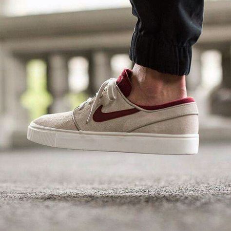 Stefan Janoski Red and beige Nike Sb Zoom Stefan Janoski, Nike Stefan Janoski, Nike Sb Stefan Janoski, Nike Casual, Sneaker Outfits, Nike Boots, Sneakers Nike Air Max, Sneaker Magazine, Stefan Janoski