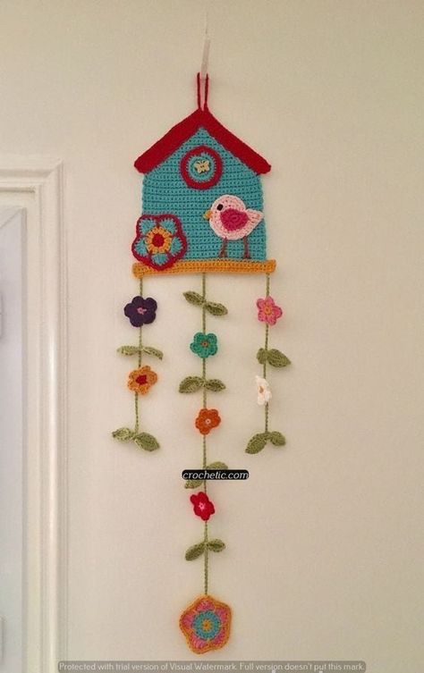 Crochet Bird House, Crochet Bird, Crochet Wall Art, Crochet Garland, Crochet Stitches Guide, Crochet Cushion Cover, Crochet Birds, Crochet Wall Hangings, Crochet Decoration