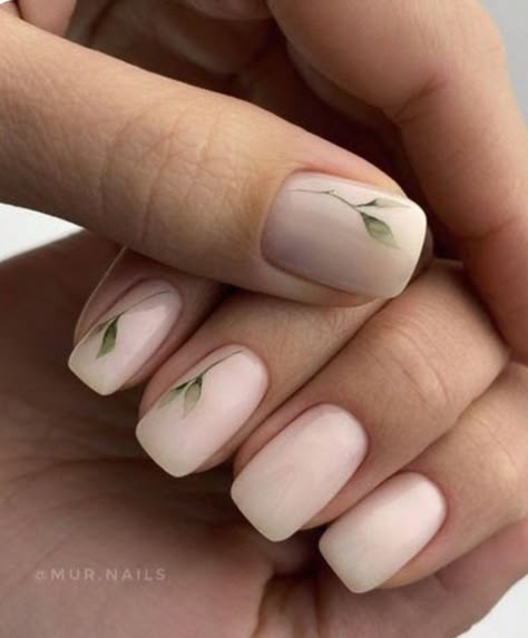 Eucalyptus Nail Art, Rustic Nails, Dark Green Wedding, Subtle Nails, Fancy Nails Designs, Sage Wedding, Short Square Nails, Bride Nails, Dark Nails