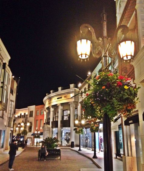 The streets of Beverly Hills are like Disneyland. Beverly Hills Christmas, Lamp Posts, Rodeo Drive, Lantern Lamp, Christmas Lanterns, The Streets, Beverly Hills, Rodeo, Lamp Post