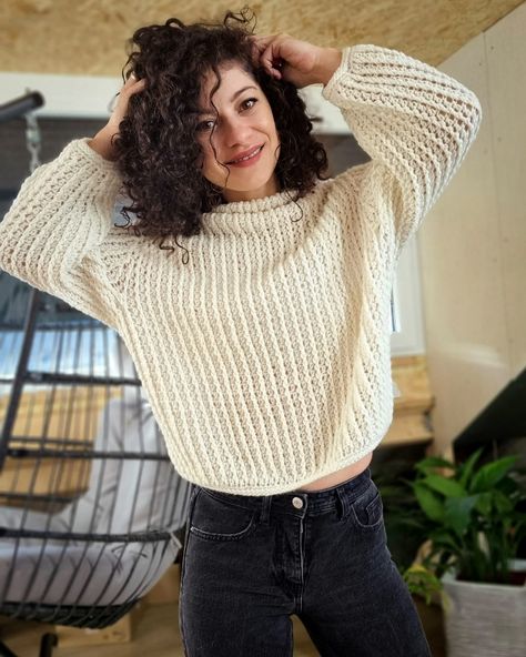 Crochet Dolman Sleeve Sweater Pattern, Pullover Sweater Crochet Pattern Free, Crochet Jumper Free Pattern Women's Sweaters, Crochet Jersey Pattern Free, Crochet Jerseys For Women, Crochet Sweaters Women Pattern Free, Free Crochet Sweater Patterns For Women, Crochet Jumper Free Pattern, Crochet Sweater Pattern Free Women