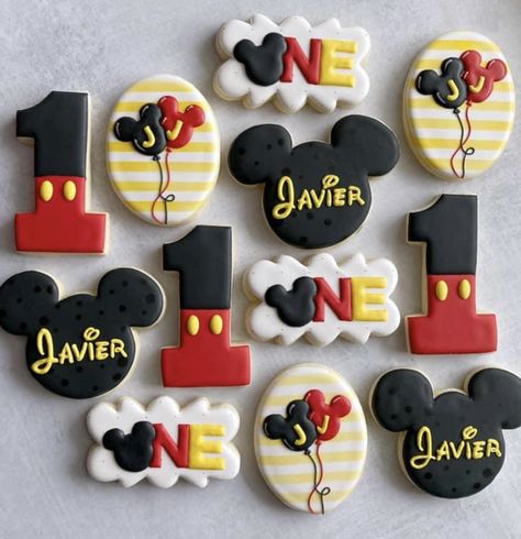 How To Decorate Mickey Mouse Cookies, Onederful Birthday Cookies, Onederful Birthday, Mickey Mouse Cookies, Birthday Cookies, Birthday Ideas, First Birthdays, Birthday