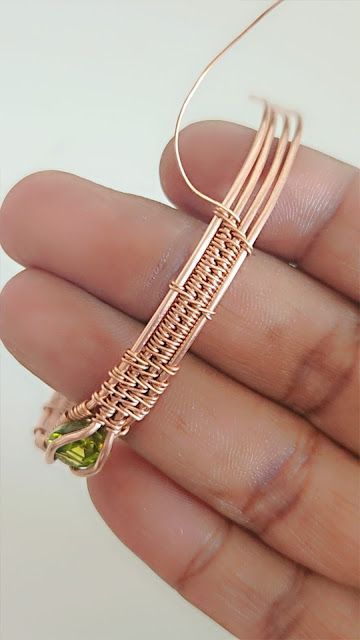 Evergreen Emerald Wire Weave Adjustable Bracelet Tutorial Wire Weave Tutorial, Wire Weave Bracelet, Wire Wrap Bracelet Tutorial, Handmade Jewelry Diy Bracelets, Wire Jewelry Diy Tutorial, Wire Bracelets Diy, Wire Bracelet Tutorial, Rock Wrapping, Adjustable Wire Bracelet