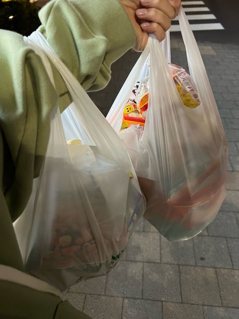 Romanticising Life, 사진 촬영 포즈, Foto Casual, Korea Travel, Just Now, Food Obsession, Bring It, Food Store, Aesthetic Food