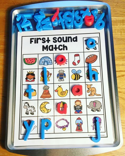 Practice first sound fluency and letter recognition with the fun cookie sheet activity! Alphabet Sound Recognition Activities, Tk Ela Activities, Alphabet Activities First Grade, Kindergarten Sound Activities, Easy Kindergarten Center Ideas, First Sound Fluency Activities Free, Teaching Letter Sounds Kindergarten, Th Sound Activities, Kindergarten Intervention Activities