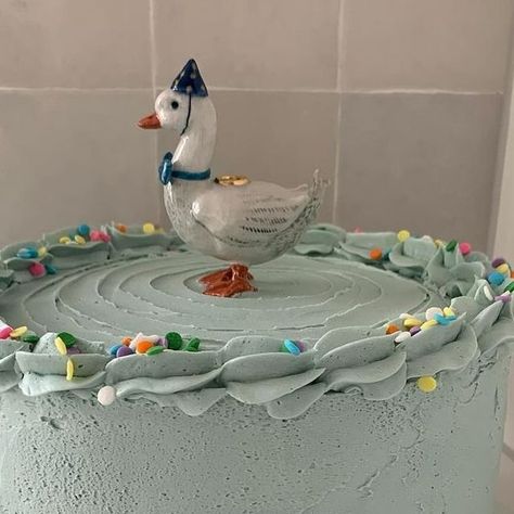 ⛺️Camp Hollow on Instagram: "Time to top your cake with this adorable blue goose cake topper! It adds a fun and stylish touch to my celebration. Here’s to memorable moments and unique details that make every occasion special! #CakeTopper #PartyDetails #cakeoftheday #explorepage" One Silly Goose Birthday Cake, Silly Goose Cake, Goose Birthday Cake, Silly Goose Birthday Party, Goose Cake, Goose Party, Goose Birthday, Birthday Plate, Silly Goose