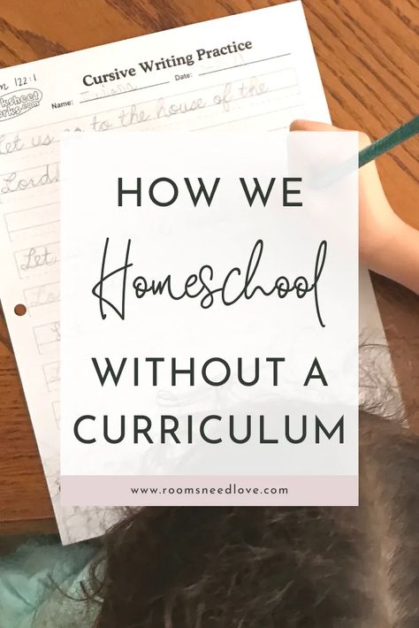 Can you homeschool without a curriculum? Here's a look at how our homeschool works along with a great resource to help you do the same! Homeschool Writing Curriculum, Homeschool Room Design, Homeschool Room Organization, Mom Time Management, I Hate Math, Homeschool Middle School, Homeschool Writing, Writing Curriculum, Learn History