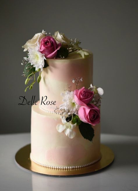 Wedding cake with fresh flowers, marbel cream light pink and white, two layer , engagement cake  Gorgeous, amazing, beauty @dellerose_cafe Delle Rose cake Saudi Arabia Floral Engagement Cake, Pink Engagement Cake, Gold Anniversary Cake, Wedding Cake With Fresh Flowers, Rose Cakes, 25 Anniversary Cake, Cake With Fresh Flowers, Engagement Party Cake, Cake Roses