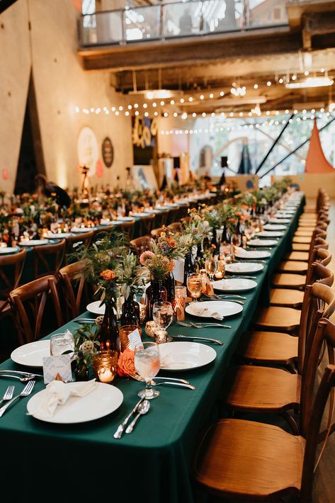 Dark Green Table Linen Wedding, Emerald Green Tablecloth, Dark Green Wedding Table Cloth, Hunter Green Linens Wedding, Dark Green Table Cloth Setting, Green Tablecloth Decor, Emerald Green Table Cloth Wedding, Dark Green Linens Wedding, Dark Green Table Runner Wedding