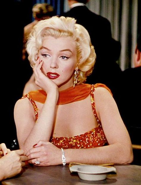 Estilo Marilyn Monroe, Mode Ulzzang, Marilyn Monroe Fashion, Jane Russell, Marilyn Monroe Art, Gentlemen Prefer Blondes, Marilyn Monroe Photos, Norma Jean, Norma Jeane