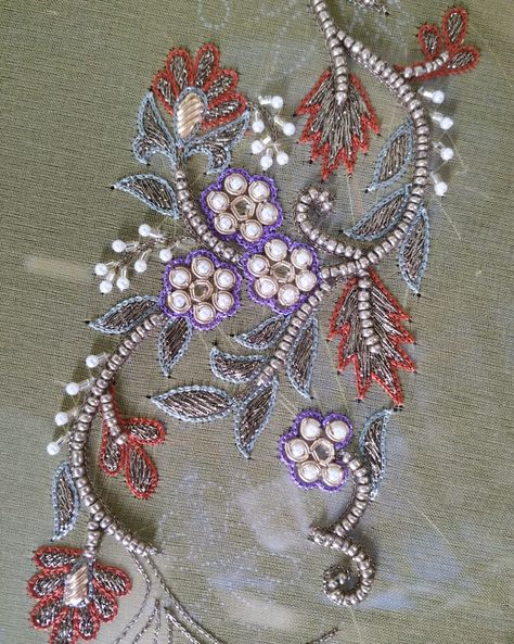 Freehand embroidered design embellished with beads,metallic thread and silkthreads. Watsapp 8080710222/DM for more details. Kreative Needles specialises in Indian hand and machine embroidery of various type. #handembroidery#handwork #embellishment#custommade #boutique#beadwork#zardoziwork #freehanddesign#designerclothing Free Hand Designs, Pearl Embroidery, Beadwork Embroidery, Handmade Embroidery Designs, Dress Design Patterns, Embroidery Neck Designs, Hand Embroidery Design Patterns, Maggam Work, Blouse Work