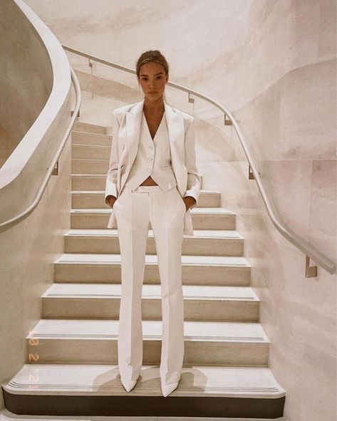 Female Wedding Suit, Power Dressing Women, Three Piece Suit Wedding, Jacob Lee, Wedding Suits For Bride, White Wedding Suit, Sasha Luss, Sequin Suit, Women Suits Wedding