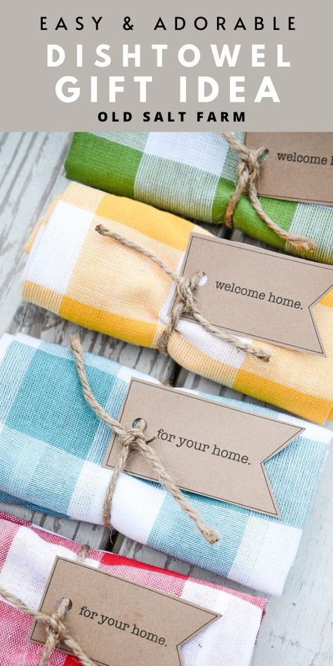 Creative Gift Wraps, Welcome Home Gifts, Tea Towel Gift, Unique Gift Wrapping, Towel Crafts, Neighbor Gifts, Gift Tags Printable, Appreciation Gifts, Easy Gifts