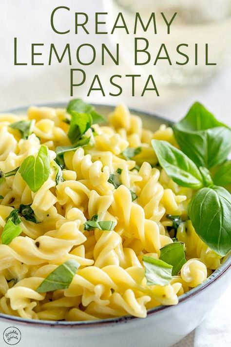 This creamy lemon basil pasta is a fresh and tangy explosion of flavor. Perfect for a summer lunch or to bring summer into the dark winter months. This easy pasta dish has a creamy and luscious sauce, that tastes comforting yet still tasting fresh and summery. AND it takes under 10 minutes to make, with just 4 basic ingredients (plus salt and pepper). Serve it on its own or add shrimp or grilled chicken. Serve it as a side to your BBQ steak or add some white beans or some fresh summer tomato! Lemon Basil Pasta, Basil Pasta Recipes, Fresh Basil Recipes, Bbq Steak, Tomato Basil Pasta, Pasta Noodle Recipe, Pasta Side Dishes, Pasta Sides, Basil Pasta