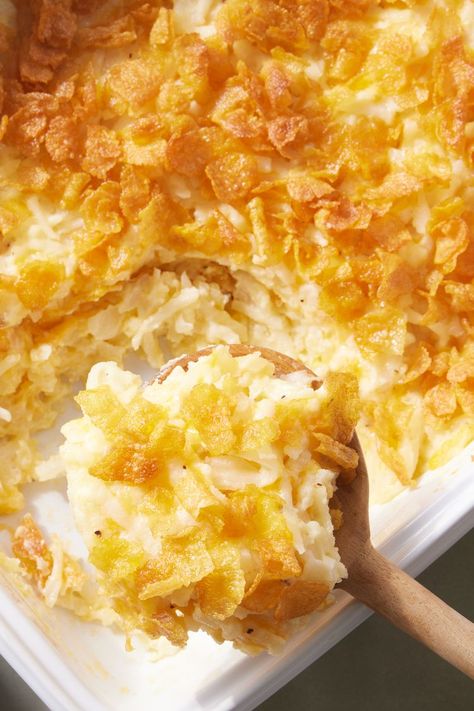 Cheesy Hashbrown Casserole Potato Recipes Quick, Easy Au Gratin Potatoes, Au Gratin Potatoes Easy, Neuer Wallpaper, Gratin Potatoes, Hashbrown Casserole, Potatoes Au Gratin, Cauliflower Casserole, Hash Brown Casserole