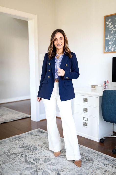 Dress Slacks Outfit Classy, Women Navy Suit, Navy Blue Blazer Outfits For Women, Navy Blue Blazer Outfit Women, Blue Jacket Outfits, Navy Blue Jacket Outfit, Navy Blazer Outfit Women, Navy Blazer Outfit, Linen Blazer Outfit Women