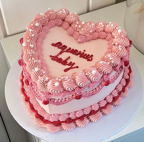 Heart Cake Aquarius, Aquarius Birthday Cake, 19th Birthday Cakes, Heart Birthday Cake, 22nd Birthday Cakes, Bolo Vintage, 14th Birthday Cakes, Small Birthday Cakes, Heart Shaped Cake