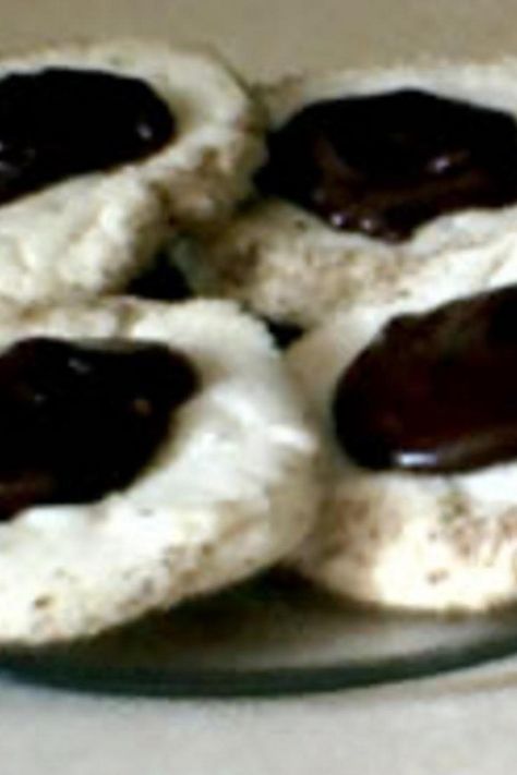 CHINESE COOKIES(N.Y. BAKERY STYLE) Chinese Wedding Cookies, Chinese Cookies With Chocolate, Chinese Cookies Recipe, Marble Cookies Recipe, Chinese Cookies, Special Cookies, Italian Cookie, Italian Cookie Recipes, Cookie Brownie Bars