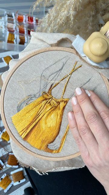 Sila Gur on Instagram: "No blue monday here, it’s all mustard and joyful 💛😇 #wip #embroidery #embroideryart #stitch #chainstitch #details #mustard #bluemonday #dmcthreads #dmcembroidery" Minion Cross Stitch, Mustard Embroidery, Embroidery Stitches Satin Stitch, Chain Stitch Rainbow Embroidery, Knitting For Beginners, Chain Stitch, Embroidery Art, Mustard, Free Pattern