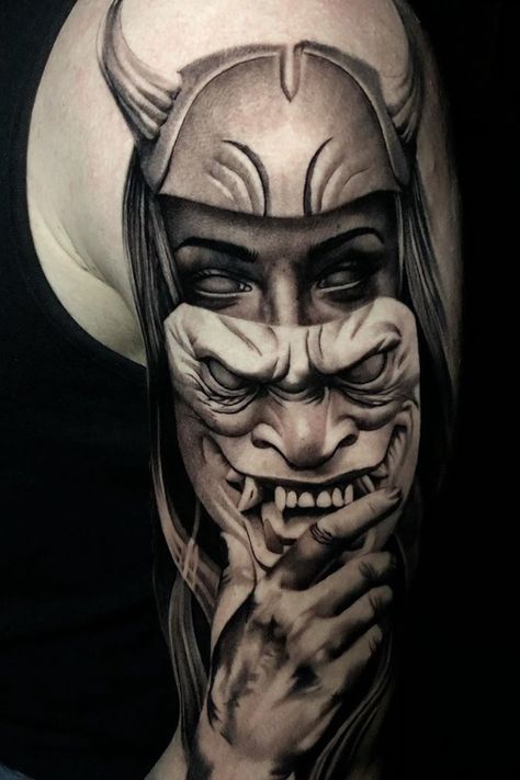 Mask Tattoo Men, Traditional Oni Mask Tattoo Design, Realistic Japanese Tattoo, Skull Mask Tattoo, Japan Mask Tattoo, Samurai Maske Tattoo, Hanya Mask Tattoo Design, Samurai Mask Tattoo, Samurai Tattoo Sleeve