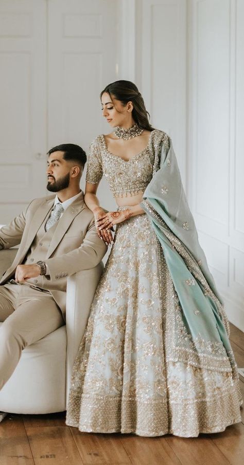 Lehnga Designs Engagement, Lehenga And Suit Couple, Reception Couple Outfit, Indian Couple Engagement Outfit, Couple Outfits Matching For Wedding, Reception Lehangas Ideas, Matching Traditional Outfits For Couples, Lehenga For Engagement The Bride, Simple Engagement Dress Indian